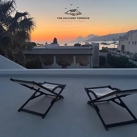 The Terrace Vulcano (Isola)
